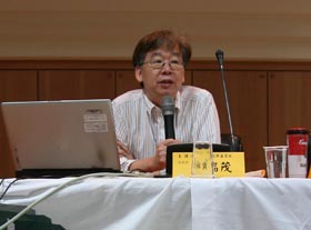 黃瑞茂教授認為都市設計應基於真實的生活
經驗,建立積極保存的機制(攝影/梁建新)